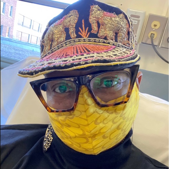 Meet your seller 👗👠👜👢💍 - Picture 10 of 12